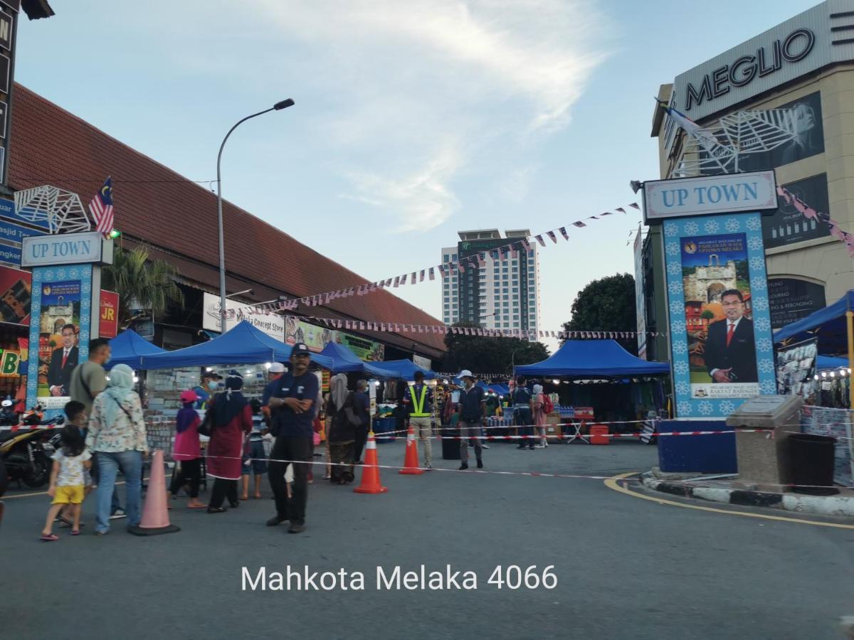 Homestay Melaka Mahkota Melaya Raya Exterior foto
